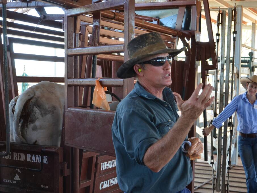 Dr Ian Braithwaite spoke to CQ graziers during herd efficiency workshops.