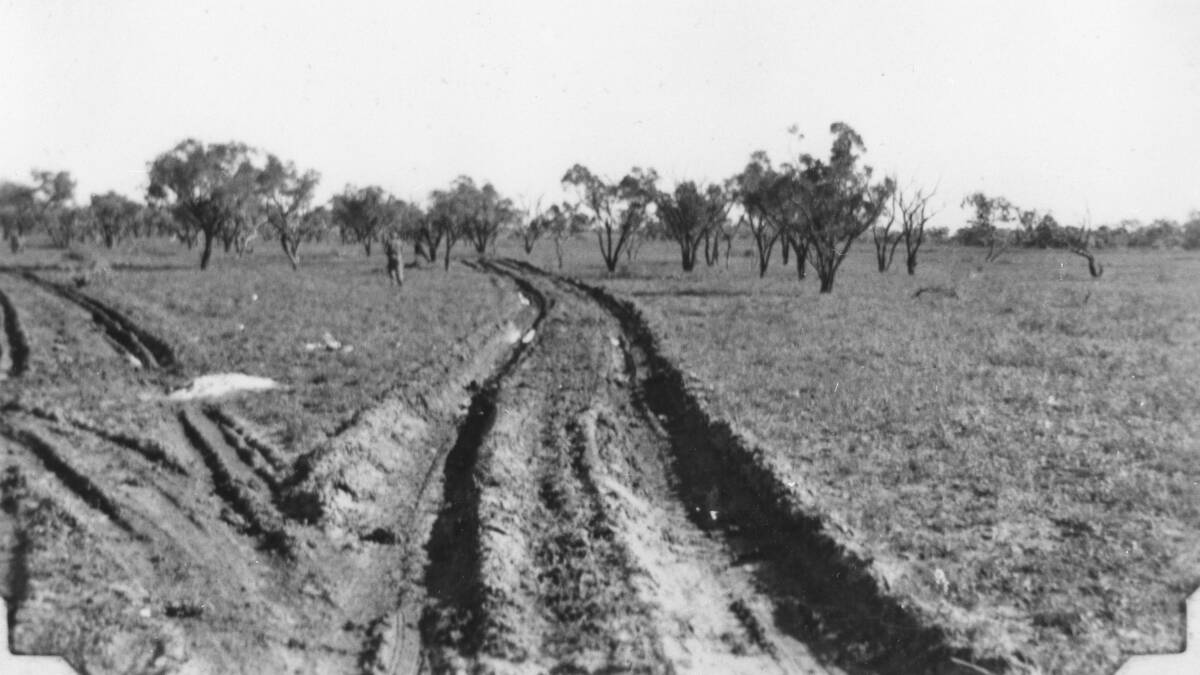 In a rut: The Longreach to Jundah Road in the years before it was bitumened. Photo: State Library of Queensland.