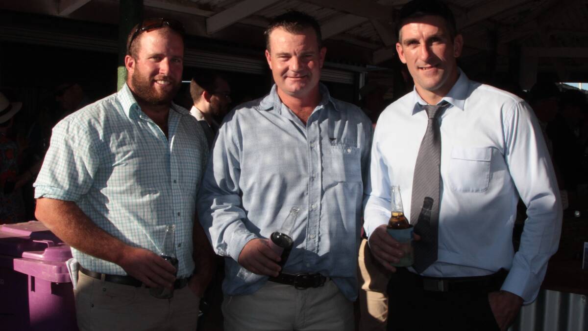 Burrumbuttock Hay Runners founder Brendan Farrell was on hand, along with Blackall Rugby League representative Adrian Baker and John Turlan, to inspect the new bar at the Ilfracombe racecourse that the hay runners raised money for.