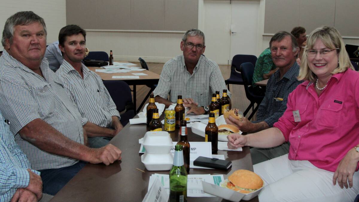 Discussing drought: Tambo graziers giving their views at the meeting included Peter Sargood, Will Hobbs, Michael Clift and Hume Turnbull, along with the Member for Warrego, Anne Leahy. Ms Leahy was standing in for parliamentary review committee member Ted Sorensen on the night. Picture: Sally Cripps.