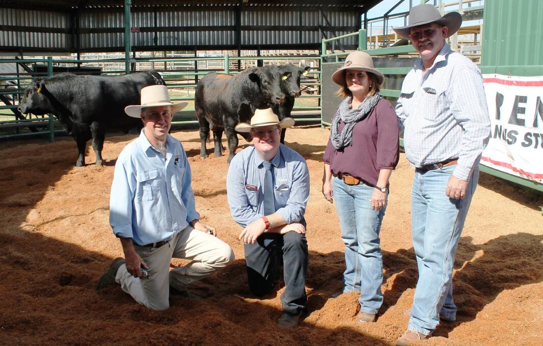 Burenda manager Jonathan Schmidt, GDL auctioneer Mark Duthie and Janita and Ian Donaldson, Trebarney, Alpha with Burenda Lazy L393 and other purchases.