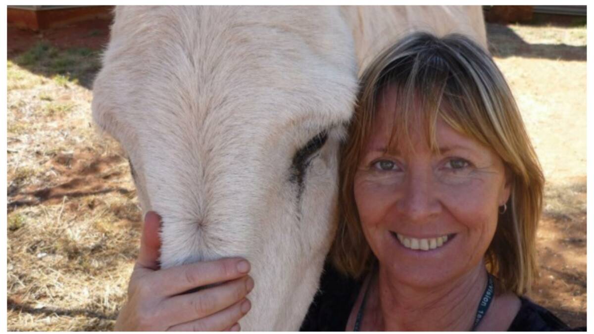 A petition against single nurse posts is growing online in the wake of Remote Area Nurse Gayle Woodford's alleged murder in Fregon, South Australia, last week.
