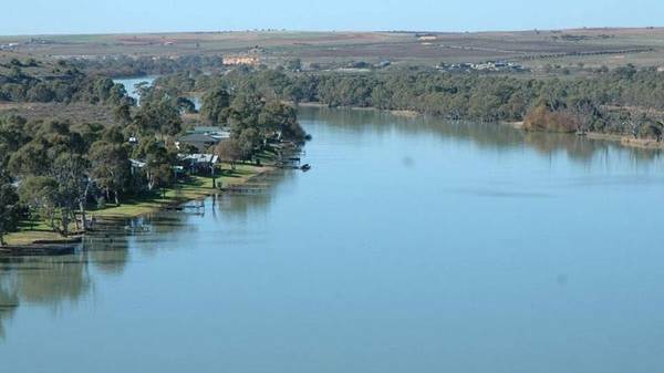 Murray Darling water woes came to a head at an interstate meeting today, with upstream and downstream stream states fighting over the right to river flows.