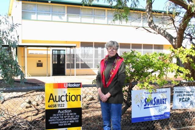Former principal-turned-publican Gerry Gimblett is amongst those in Yaraka happy that she won't watch the school go under the hammer on Saturday.