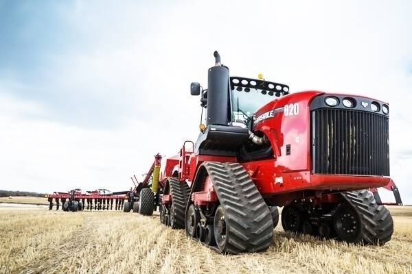 The DeltraTrack 620 is top of the new Versatile tractor range.