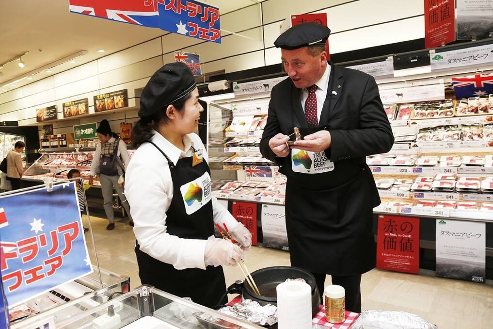 Agriculture and Water Resources Minister Barnaby Joyce promoting True Aussie Beef at Daiei Supermarket Himon-ya Outlet (owned by AEON Company), in Tokyo on Monday. 