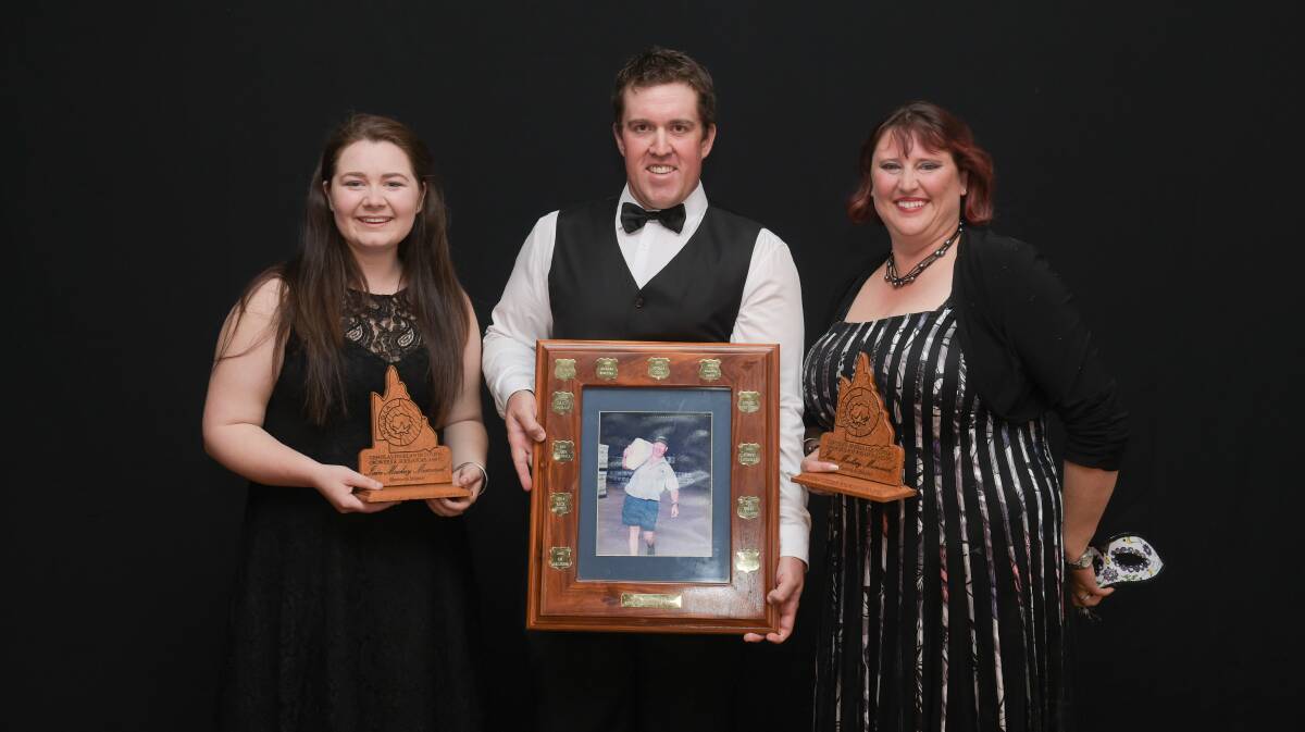 DAF's Sharna Holman (left), and Gail Spargo accepting their award from Michael Smith, CGS. 