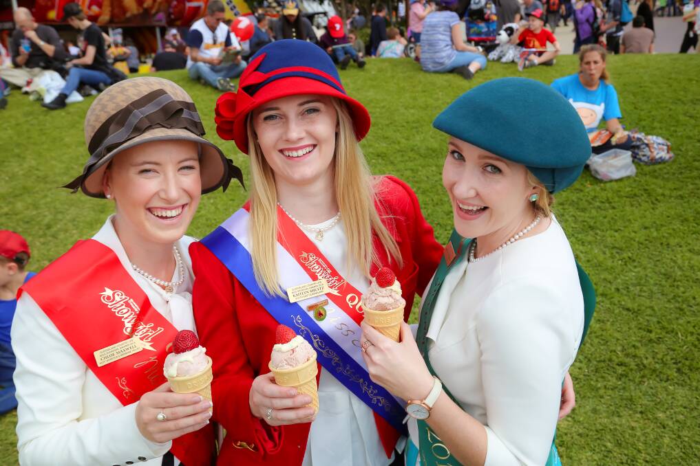 Current Queensland Country Life Miss Showgirl Kaitlyn Shultz (centre), with runner-up Chloe Maxwell (left) and Miss Popular Shana Edwards (right).