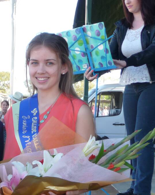 The 2016 Showgirl competitions have created a great deal of interest among the next generation with Junior Miss Showgirl 2015 Belynda Walsh ready to hand on the title.
