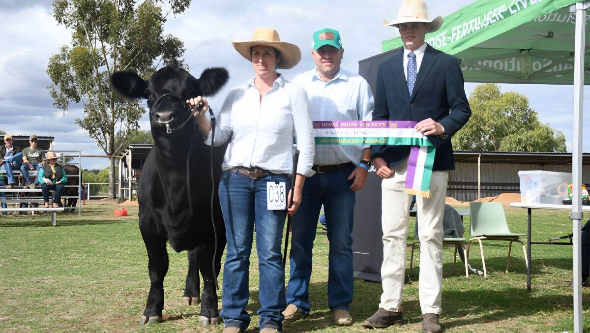 Interbreed champion female, Elite Sheila S200, exhibited by Elite Cattle Co, Meandarra, with Kim Groner, Dave Flower and judge Lachlan Spry. Pictures: Clare Adcock