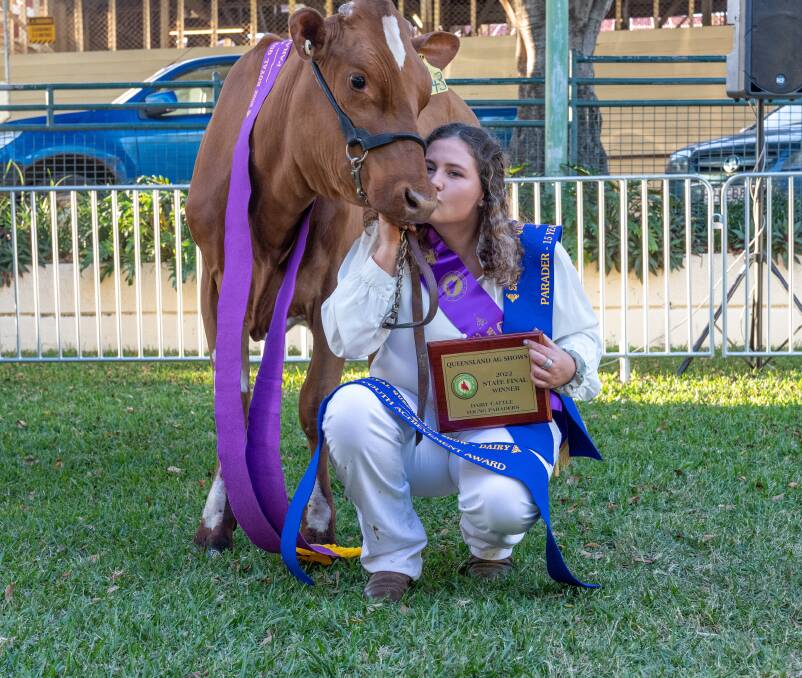 Zoe O'Neill took out both the 2022 Royal National Agricultural Association of Queensland Champion Parader of Show and the Queensland Ag Shows Dairy Young Parader titles. Picture: Zoe Thomas. 