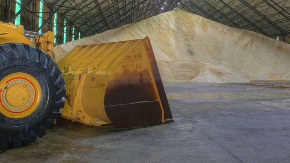 Canegrowers urged all G-class members to attend a Sugar Terminals Limited AGM in Brisbane on November 22 in person or online in order to vote for control of the terminals. Picture: Supplied