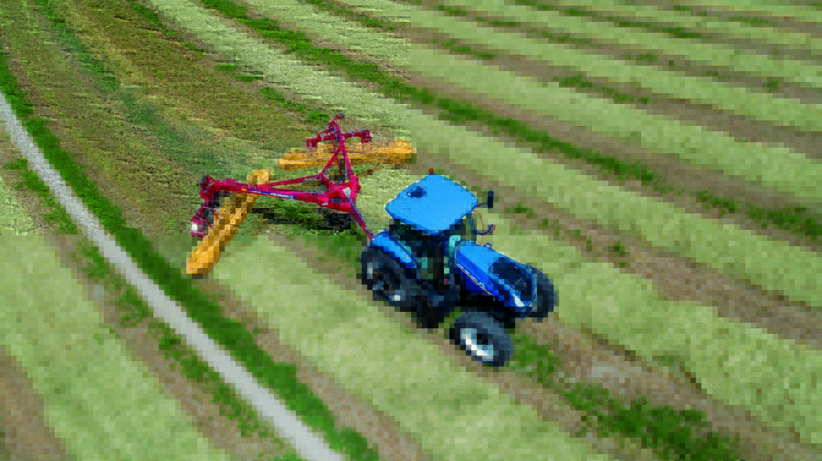 RAKING IT IN: The latest in the New Holland Rolabar series, the Model 230 V-rake was officially released to Australian farmers this month.