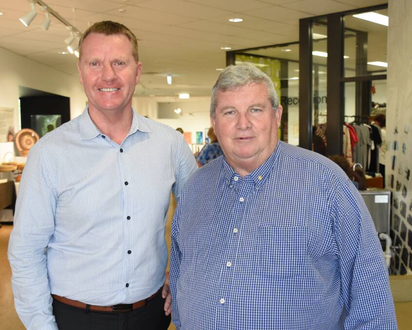 NT Minister for Primary Industry and Resources Paul Kirby and drought co-ordinator-general Shane Stone visited Katherine today to take part in a ministerial forum on progressing Northern Australia. 