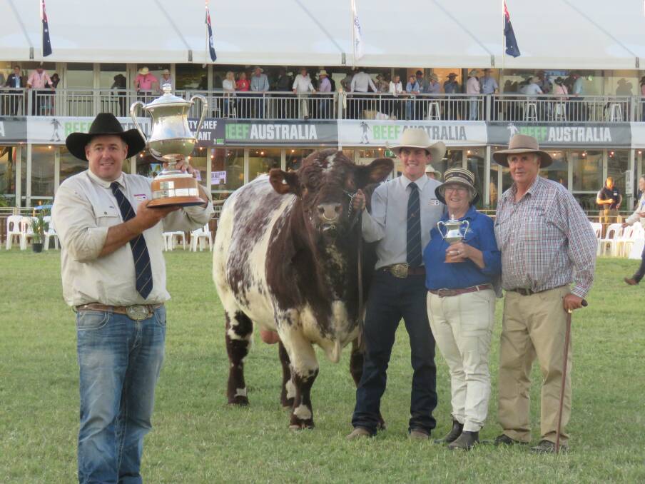 Faultless bloodlines: Beef Australia 2021 Champion, Royalla Ventura with Nic Job, Sam Parish, Sue and Neilson Job. Six Ventura daughters are featured in the Royalla sale draft.