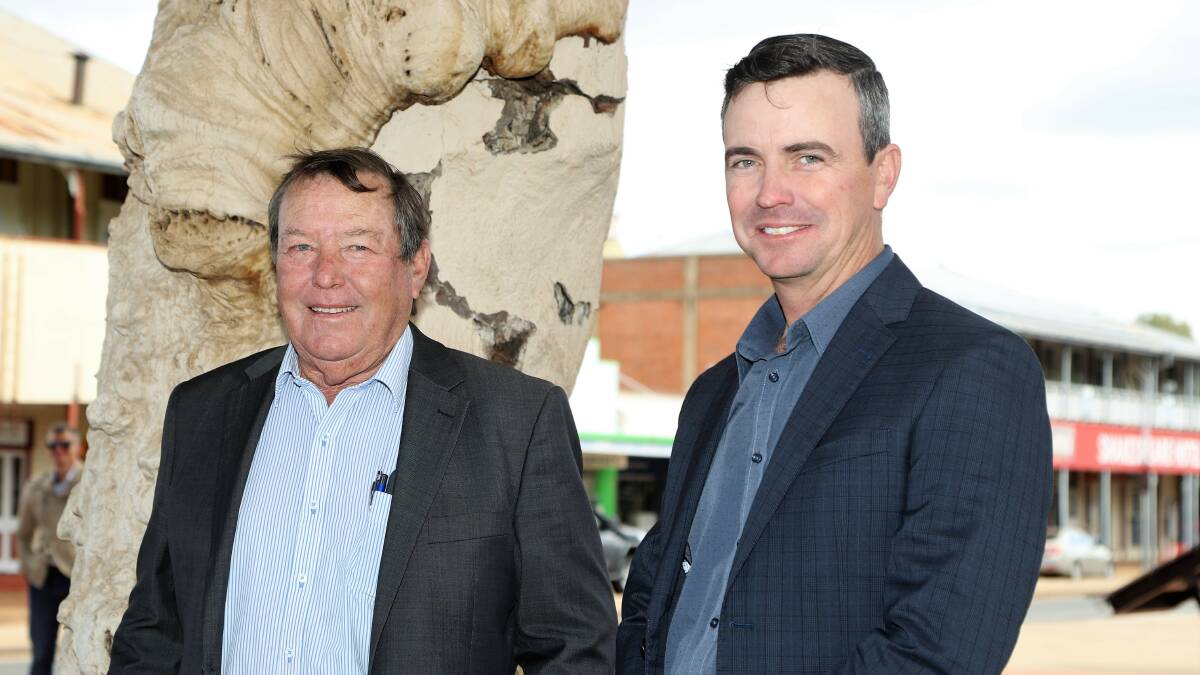 Sunshot's Rob Chandler with Barcaldine mayor Sean Dillon at the Tree of Knowledge doorstop last week. Picture: Sally Gall