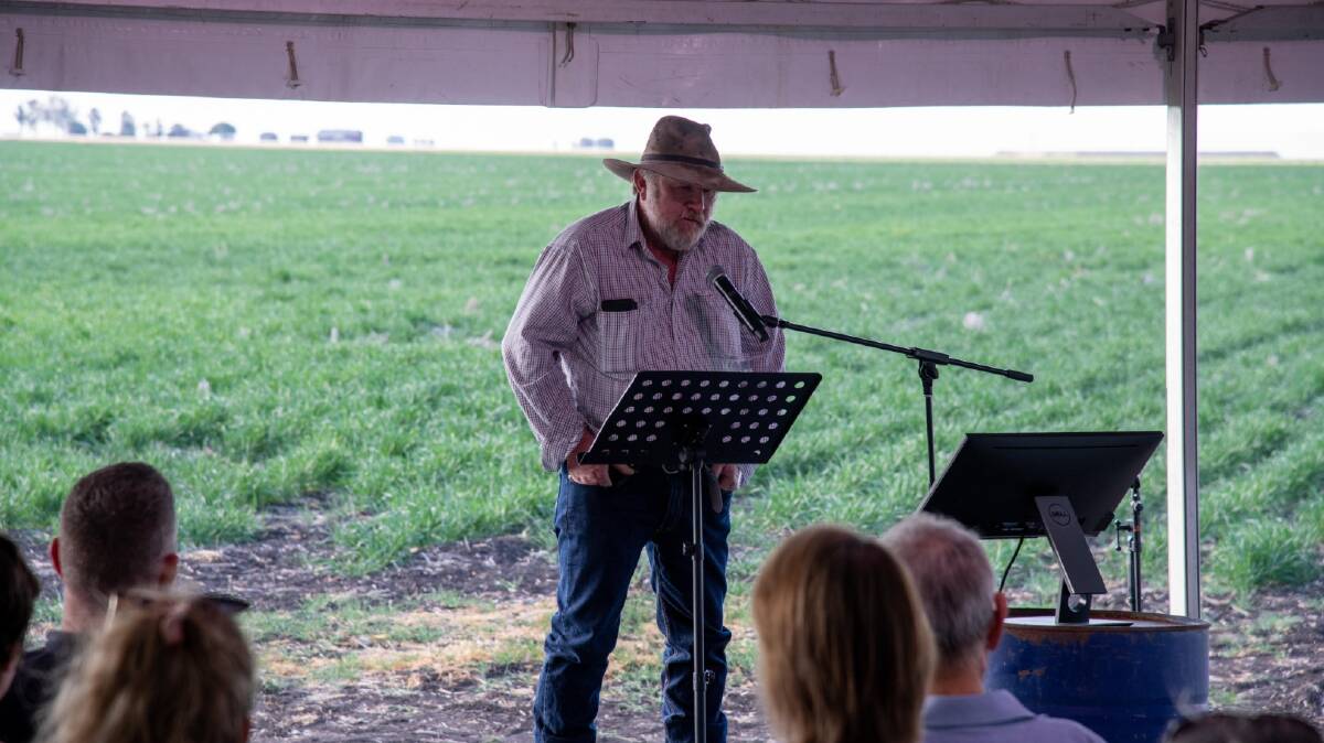 Cecil Plains farmer Glen Ogden addressing a meeting. Picture supplied.