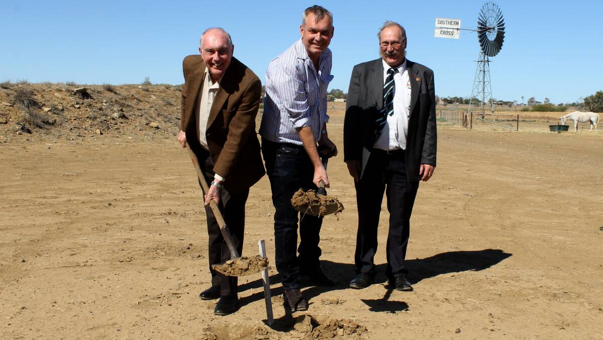 Deputy Prime Minister Warren Truss was joined by Member for Gregory Lachlan Millar and Longreach mayor Joe Owens at the turning of the first sod on the indoor entertainment arena for the Australian Stockman's Hall of Fame at Longreach.