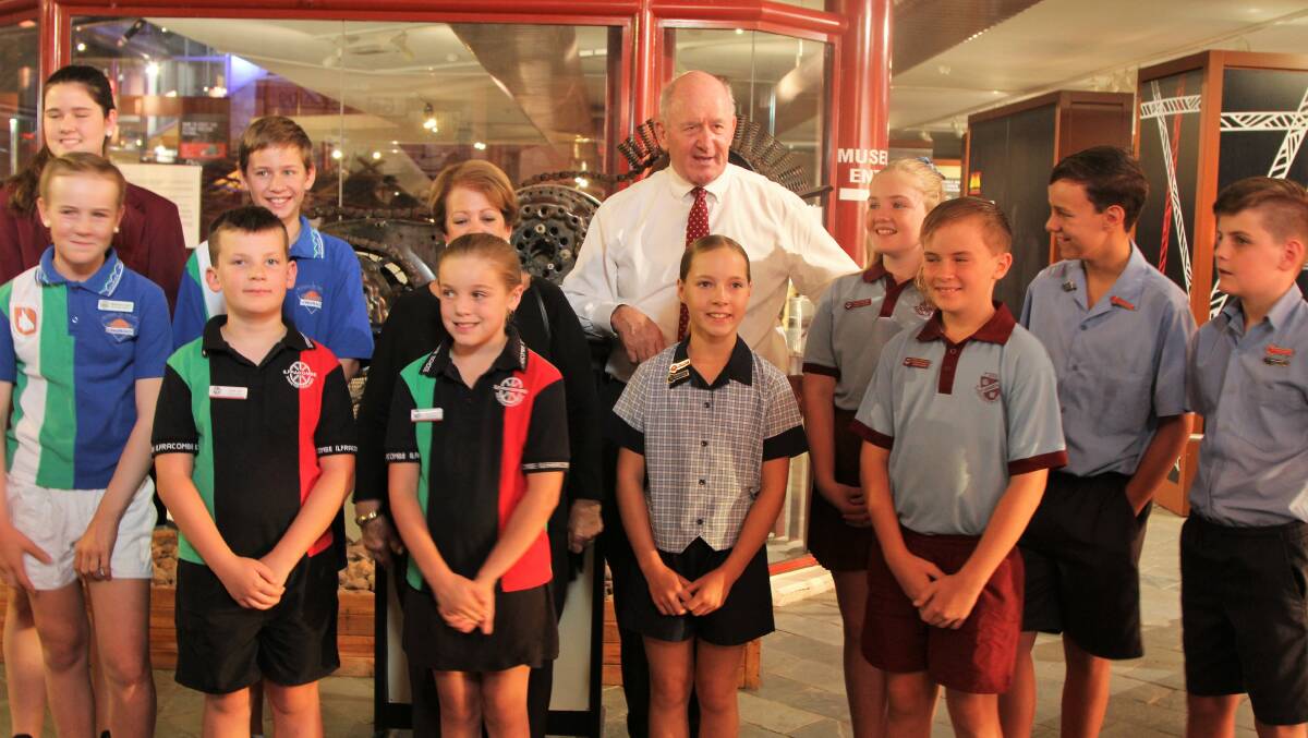 The Governor-General posed for a photograph with school leaders from the Longreach and Ilfracombe regions.
