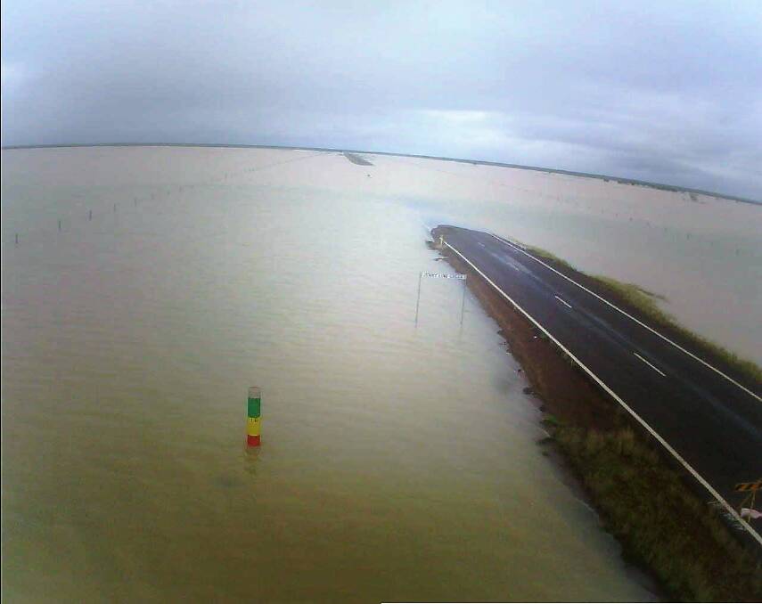 A camera between Normanton and Karumba shows the extent of the flooding. Images sourced from usee.com