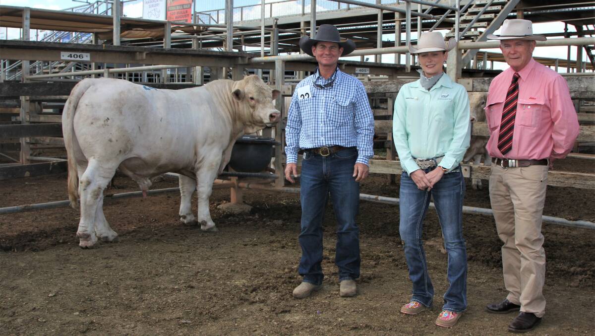 Purchaser of the top-priced LVH Fairfield Prototype for $18,000, Injune's Reid Radel with Fairfield representative Jessie Chiconi and selling agent, Blake Munro, Elders.