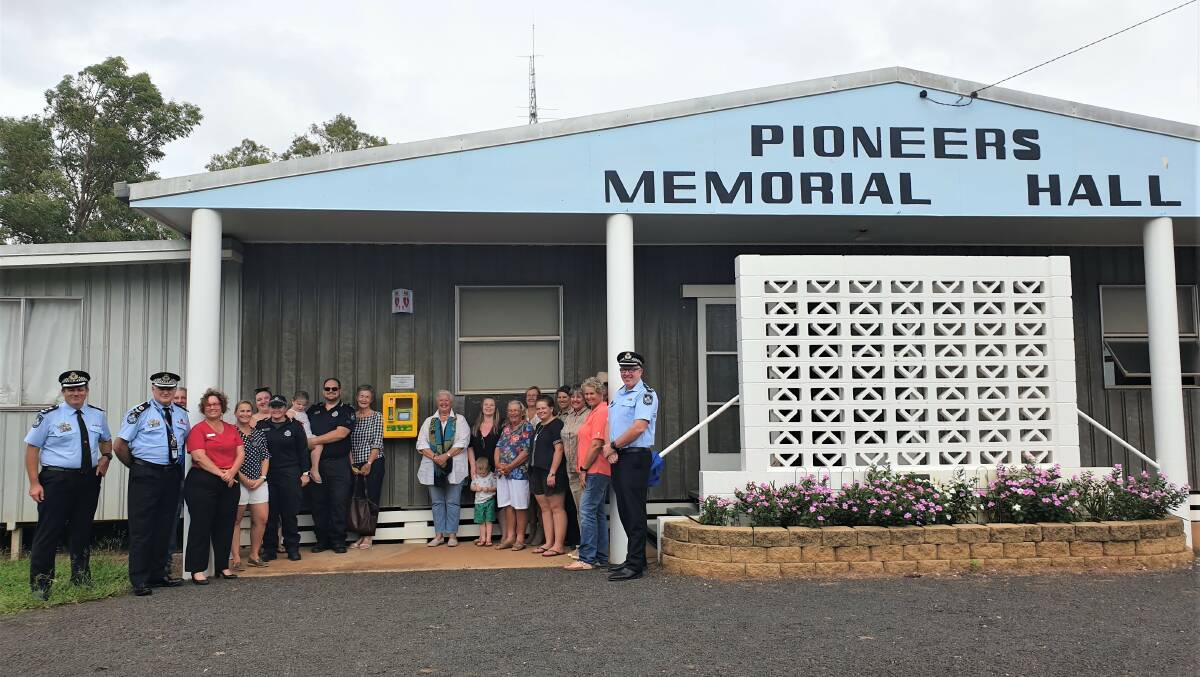 Members of the Dulacca community and Western Downs Regional Councillor Kylie Bourne joined with representatives of Queensland Police for the defibrillator unveiling.