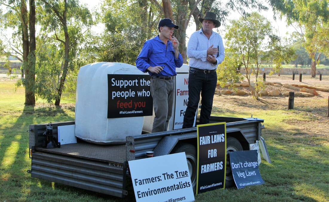 AgForce CEO, Mike Guerin, and president, Grant Maudsley, addressing the 250-strong crowd at Longreach prior to the hearing.