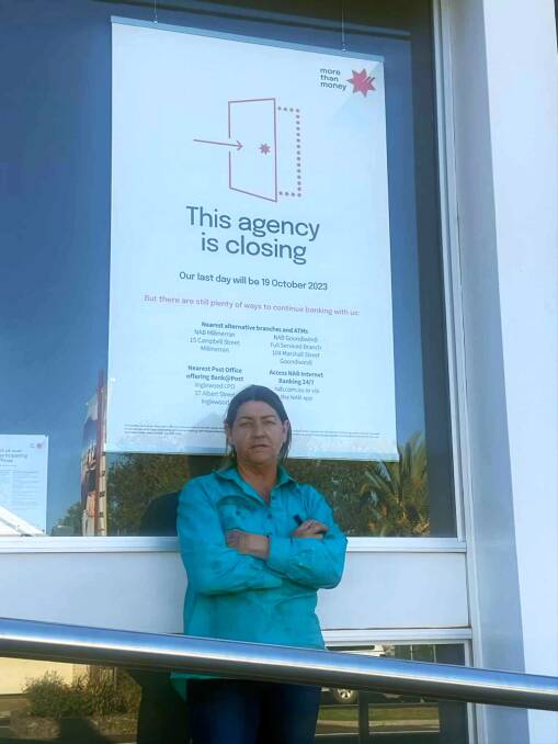 Sally Rielly in front of the Inglewood branch closure notice. Picture supplied.