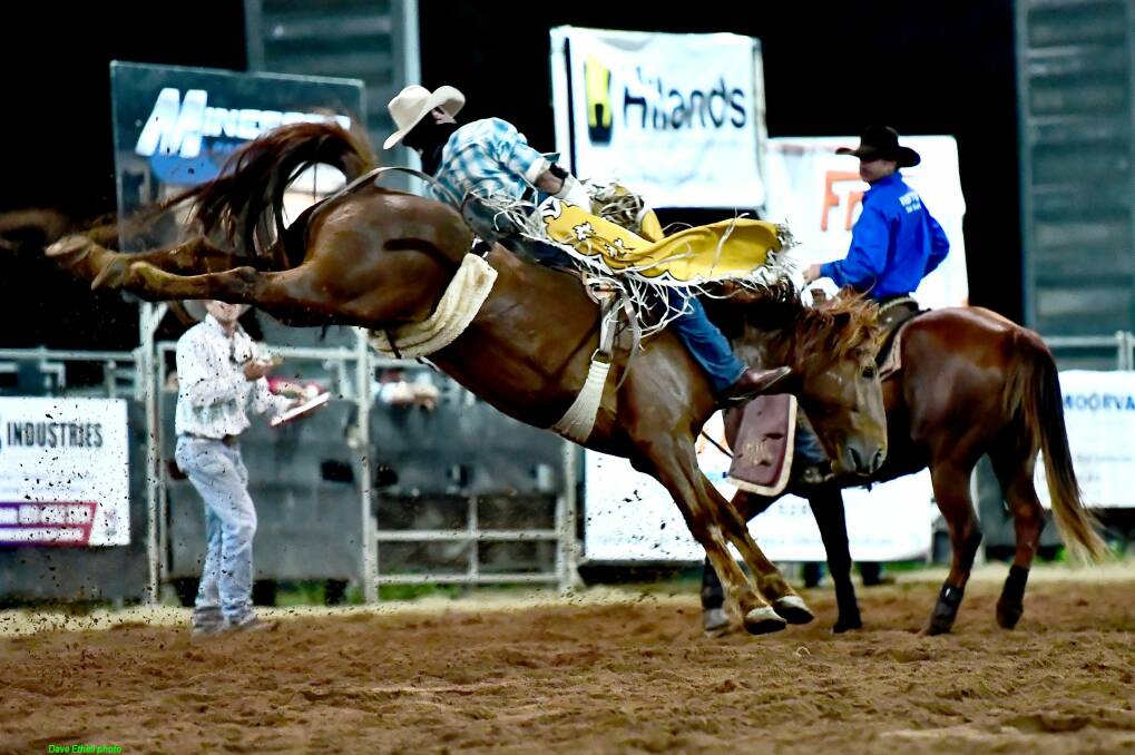 EARLY SUCCESS: David Worsfold won one round and the aggregate at the New Year’s Eve Rodeo at Mitchell. Picture: Dave Ethell