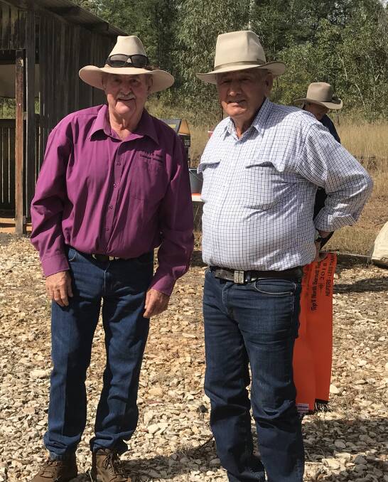 Terry Haupt and Barry Whitaker, who had the winning pen in the Heifers – Less than 50pc tropical breed content class.