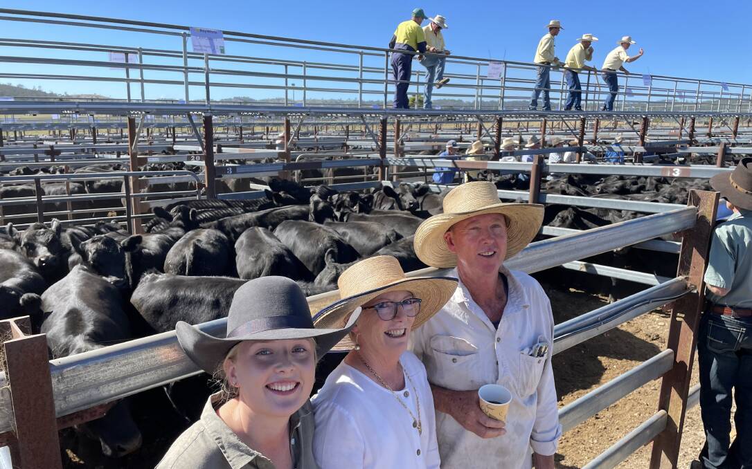 Bronte, Libby and Scott Sharpe, Applebutt Partnership on the Timbarra Road, sold 150 EU accredited Angus steers with Speriby North blood to average 245kg at 407.8c/kg or $1389.