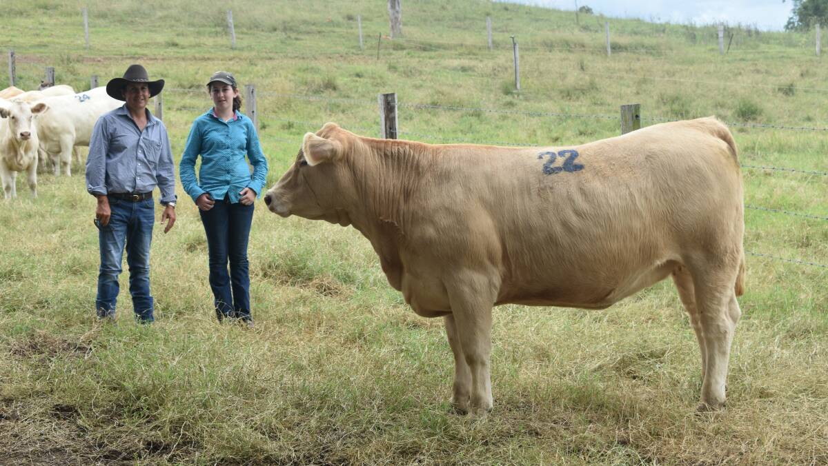 Ross and Porsha Warren with top priced unjoined heifer Elrdige Digna Q135E (P) (R/F).