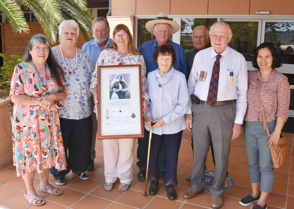 Cindy Squire, Von May, Jack Squire, Wendy Cole, Bill and Barb McCutcheon, Peter Squire, Kevin Squire, and Analie Steelman, unviel the Daisy Wharton Squire memorial plaque at the Springsure Hospital on Saturday, November 11. Pictures: Ben Harden 