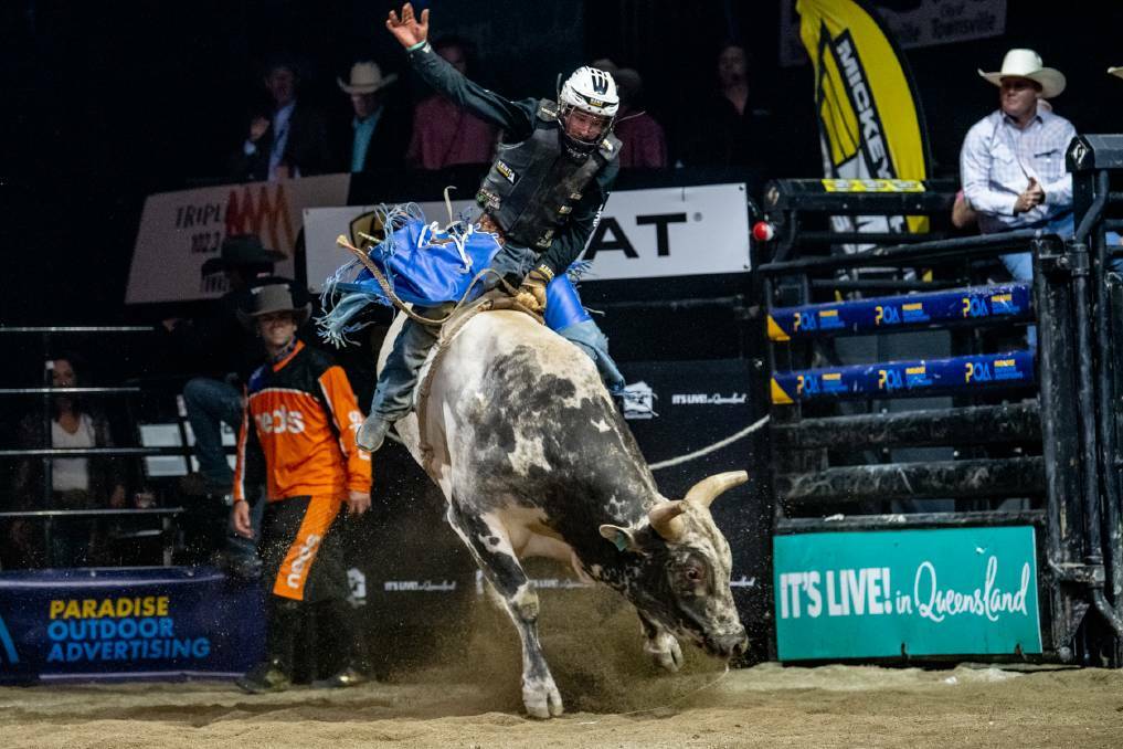 Aaron Kleier riding to his record-breaking third consecutive national title in 2020. Pictures: PBR Australia
