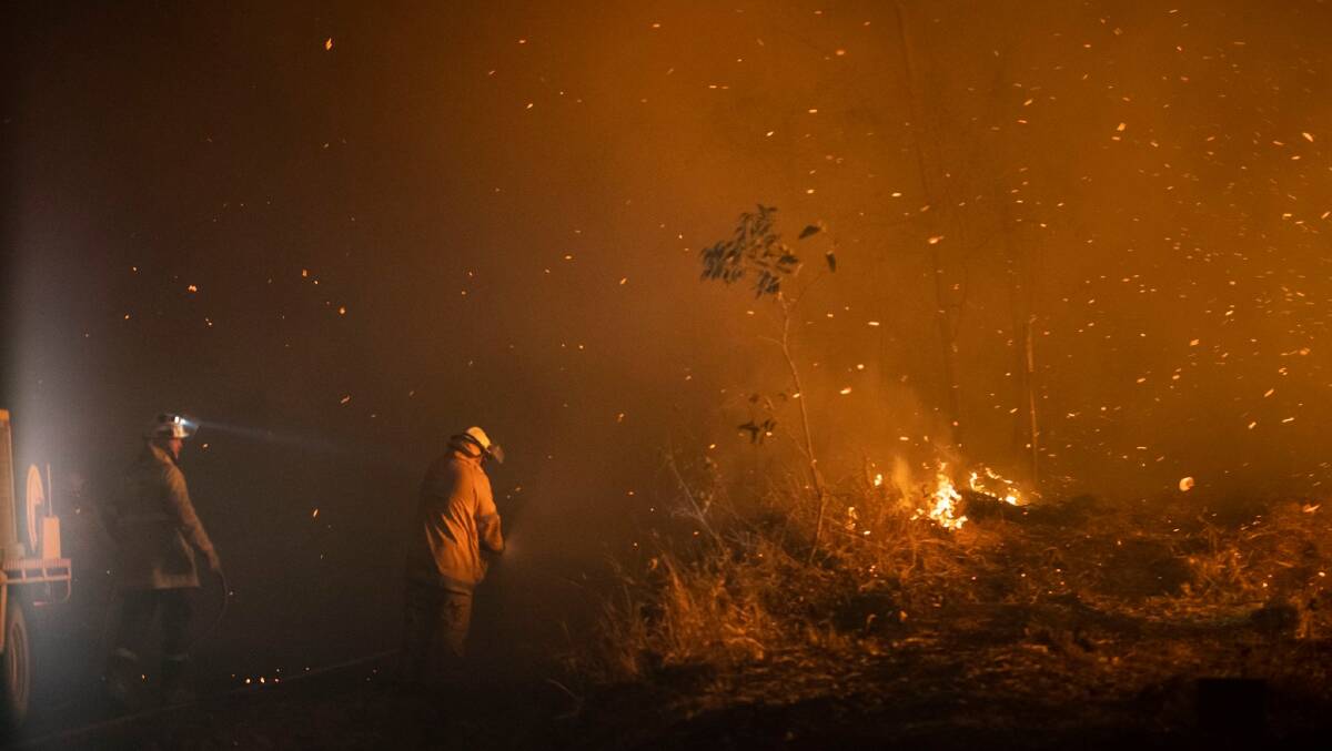 November bushfire at Pechey. Photo-QFES. 