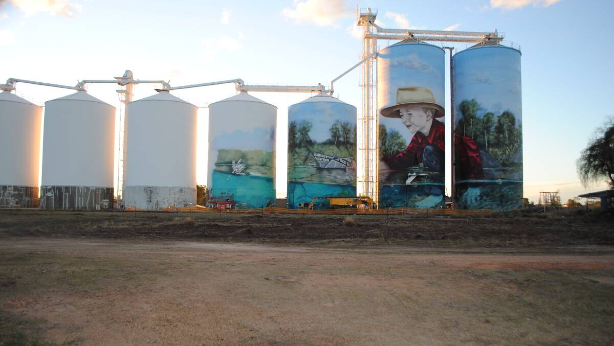 The first stage of the Yelarbon silo art takes shape in June 2019. 