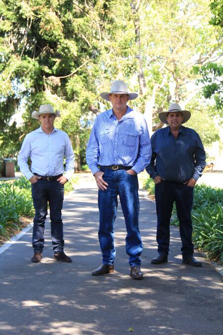 Dan McDonald's class action plan (centre) has been supported by Katter's Australian Party leader and Traeger MP Robbie Katter and KAP candidate for Warrego Rick Gurnett.
