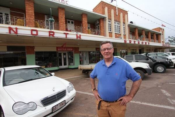 Clive Kitchen in front of the North Gregory Hotel, Winton. 