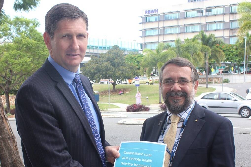 Queensland Health Minister, Lawrence Springborg and Rural and Remote Clinical Network chair Dr Bruce Chater.