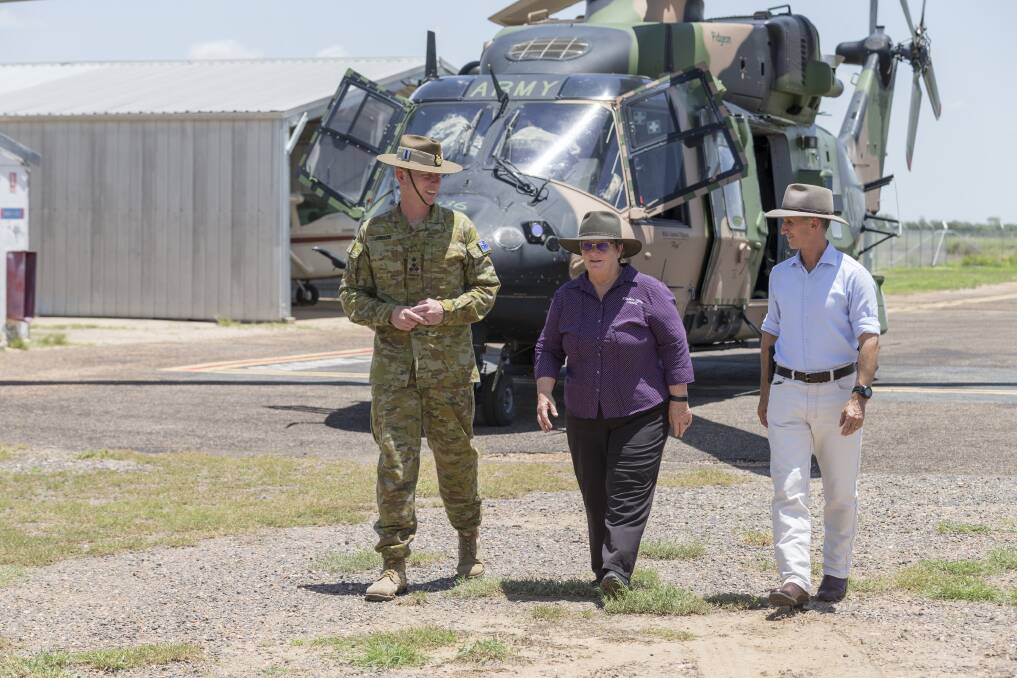 JTF646 Commander Brigadier Stephen Jobson with Flinders shire Mayor Jane McNamara at Hughenden Airport.