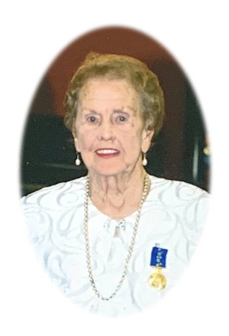 The late Edna Hindle OAM.