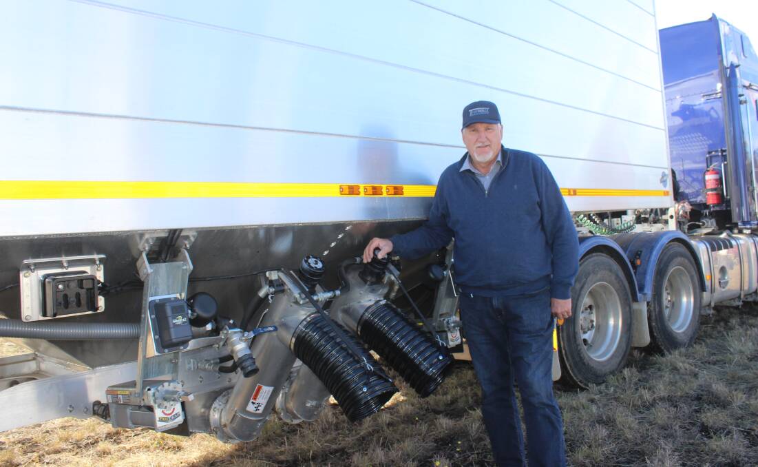 Doug Thorne, Thinwall Trailers, Mt Gambier, SA, demonstrated the unloading aspects of the trailer at the CRT FarmFest field days. Picture: Helen Walker