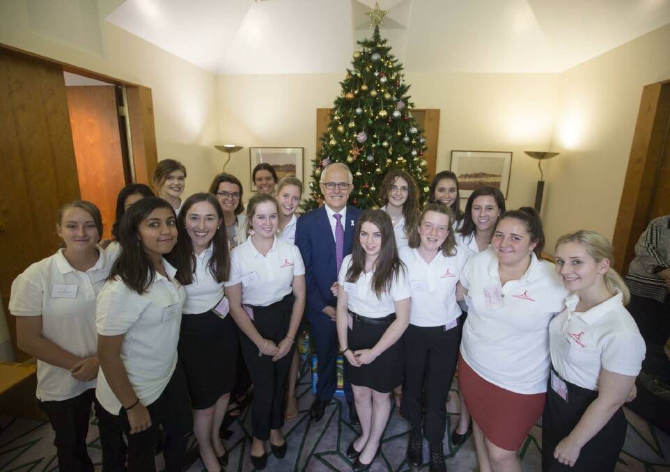 Country to Canberra 'Power Trip' winners with Country to Canberra CEO Hannah Wandel and Prime Minister Malcolm Turnbull.