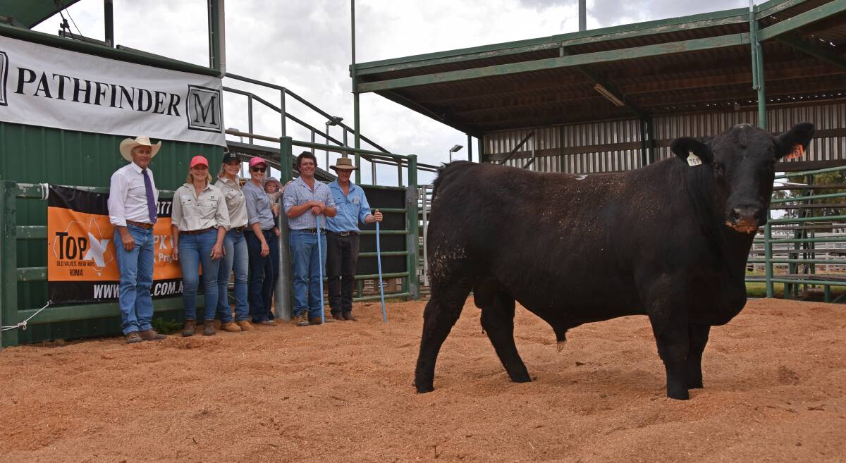 Cyril Close, TopX Roma, Sara and Elle Moyle, Pathfinder Angus, top volume buyers Melissa, Hannah and Justin Rodger, Hatcham Downs, Taroom, and Nick Moyle, Pathfinder Angus, with the second-top priced bull, Pathfinder Beast Mode P761, purchased by James Higgins, Myra, Gloucester, NSW, for $11,000.