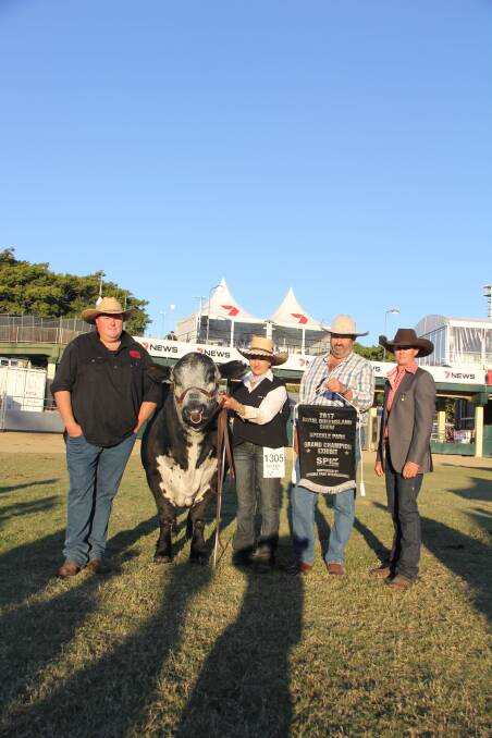 Wattle Grove owner Dale Humphries, grand champion exhibit Wattle Grove 8R Traffic Jam M15, parader Karen Griffiths, Greg Ebbeck Six Star Speckle Park, and judge Renee Rutherford. 