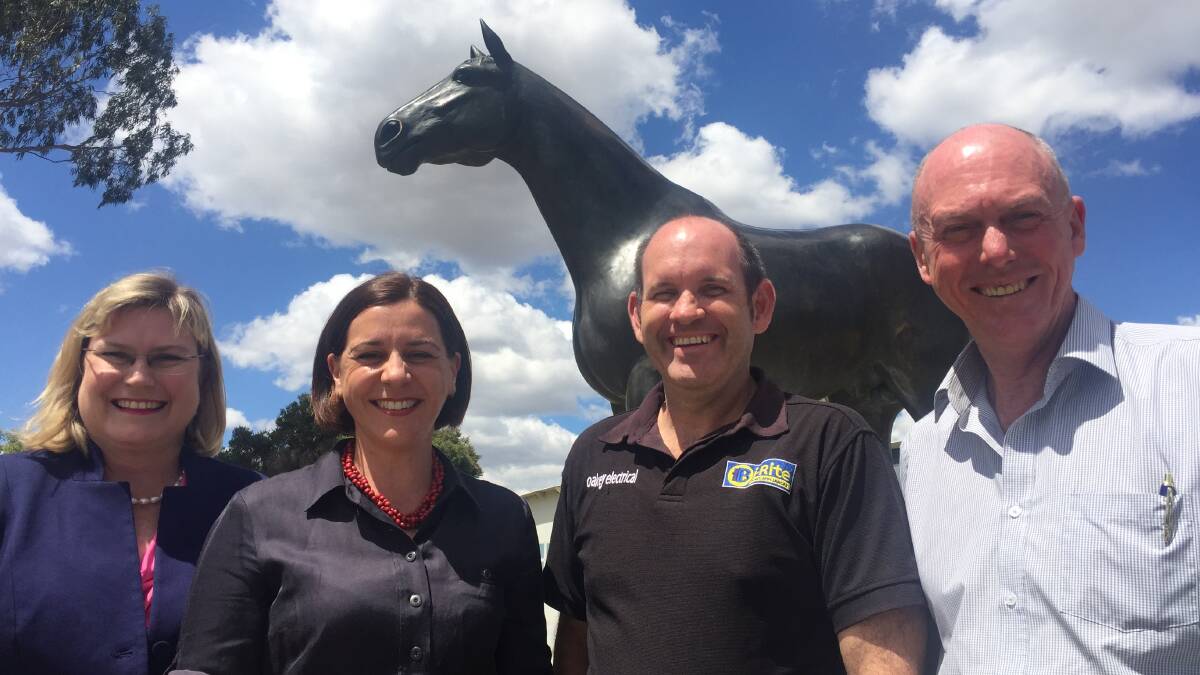 Member for Warrego Ann Leahy, LNP deputy leader Deb Frecklington, Oakey Chamber of Commerce president Andrew Langton, and Member for Condamine, Pat Weir.