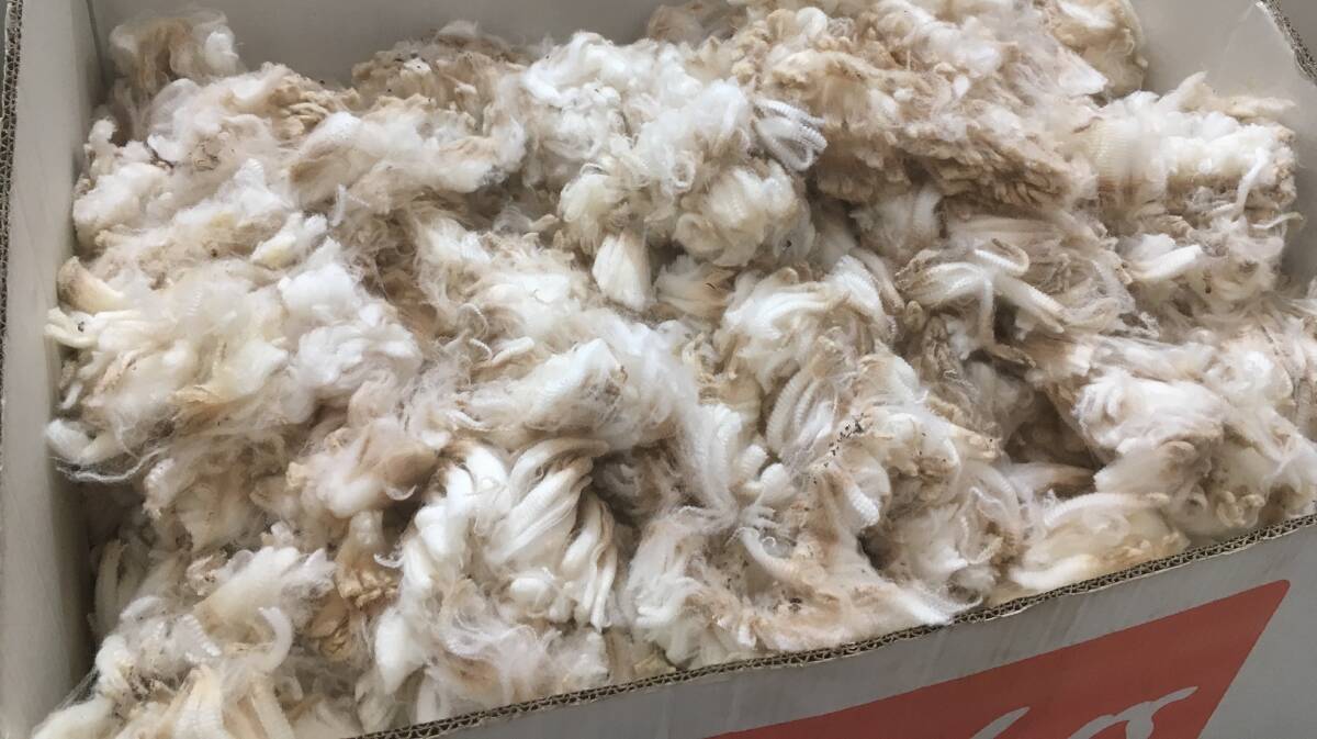 The Australian wool market has drifted down for second consecutive week.