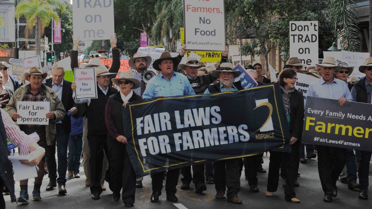 Landholders protesting in August 2016 over the Palaszczuk government's proposed draconian vegetation management laws.