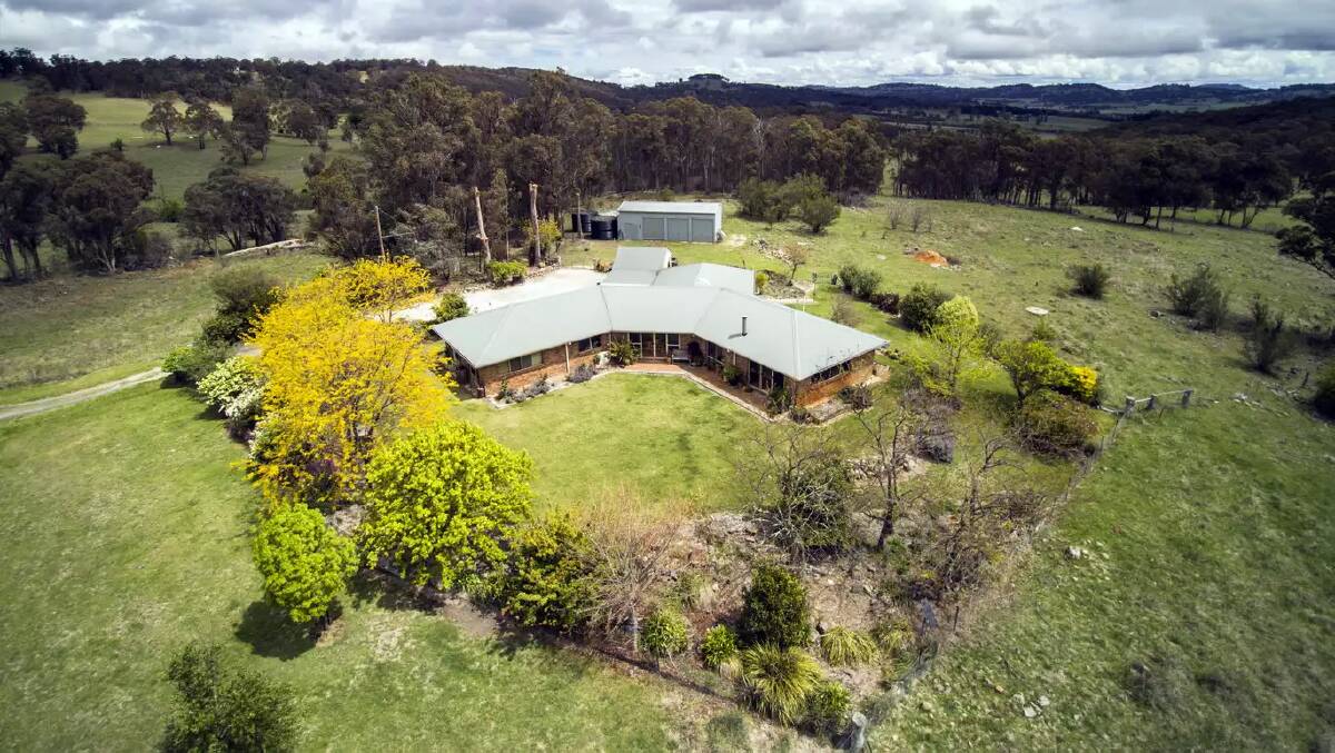 Ray White Rural: Mike and Robyn Condon’s Glen Innes lifestyle property Middle Ridge has sold at auction for $810,000.