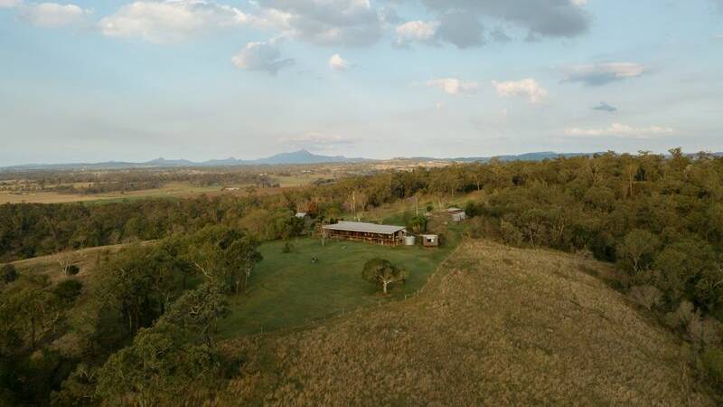 The homestead is engulfed by the spectacular views from Mount Walker and Mount Edwards and across Fassifern Valley.
